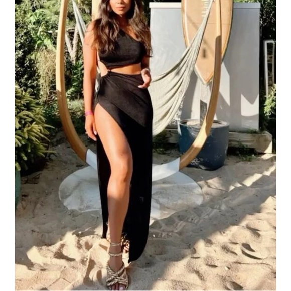 Amelia Maxi Cut Out One Shoulder Slit Thigh Dress - Picture 12 of 13